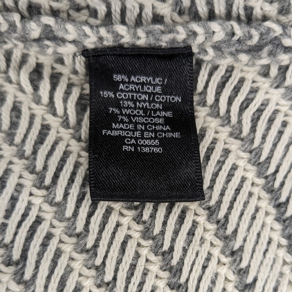 Camber & Grace Cowl Neck Sweater - Cream/Grey - Size XS - Picture 5 of 5